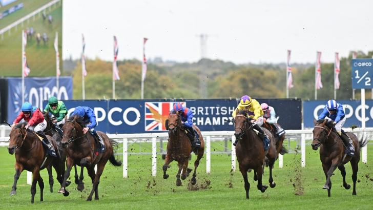 Horse racing at Ascot